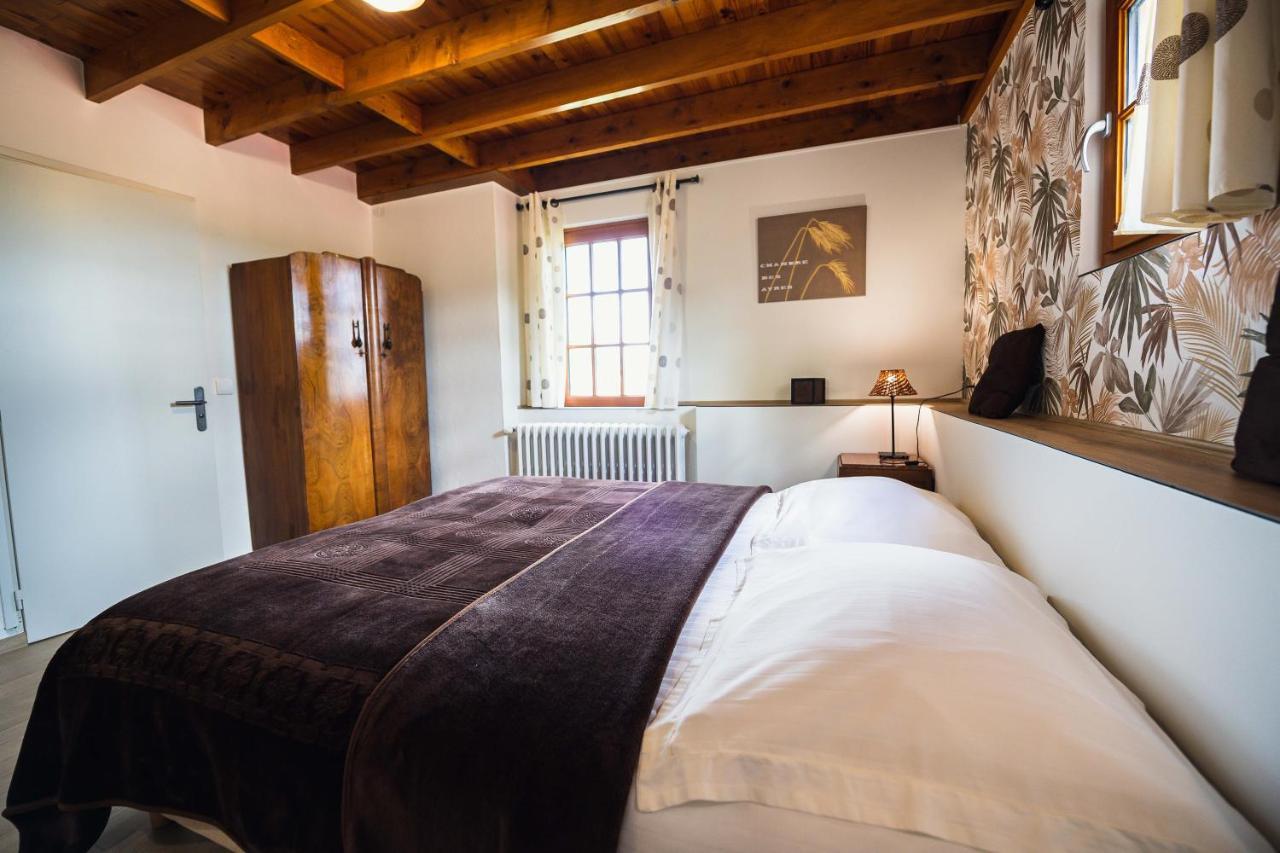 Maison D'Hote La Grange Aux Ayres Olloix Ngoại thất bức ảnh